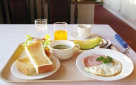 吃“小鳥餐”，跳健身操……中國家庭掀起健康新風(fēng)尚縮略圖