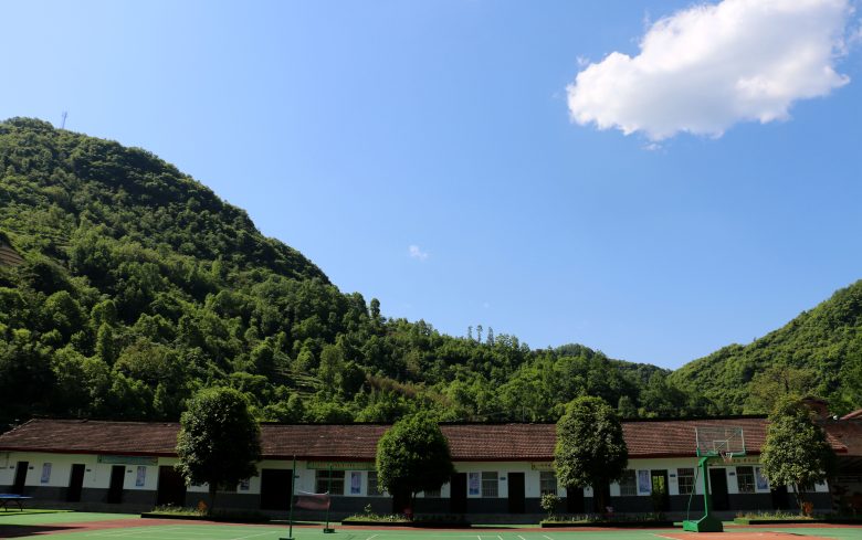 寧強縣鐵鎖關(guān)鎮(zhèn)周家壩小學(xué)“農(nóng)耕文化”進校園插圖2 寧強縣鐵鎖關(guān)鎮(zhèn)周家壩小學(xué)“農(nóng)耕文化”進校園插圖2