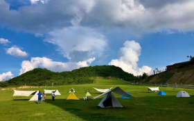 18℃夏天！云海日出、星空露營、云巔燒烤···來漢中這里度假太享受了~縮略圖