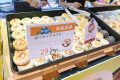 臘汁肉餡、梅菜扣肉餡……這樣的月餅?zāi)愠赃^(guò)嗎縮略圖