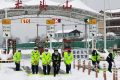 瑞雪降漢中，交警護(hù)平安縮略圖