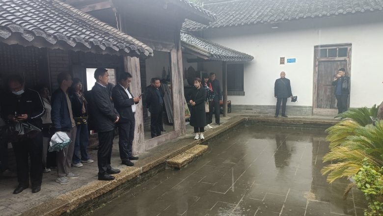 賡續(xù)紅色血脈 弘揚(yáng)紅色文化  漢中市第二屆紅色文化研討會(huì)亮點(diǎn)紛呈，成果豐碩插圖1
