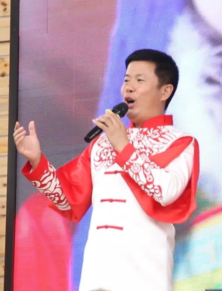 MVI_0591.00_01_10_05.靜止007 (4).jpg 助力“唱響漢江源”音樂季 知名歌手傾情獻(xiàn)藝插圖6