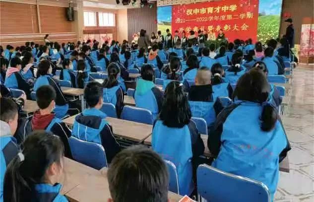熱！熱！熱！育才中學(xué)招生又升溫了