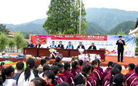 公益組織攜手愛心企業(yè) 圓夢200名困境兒童“六一微心愿”縮略圖